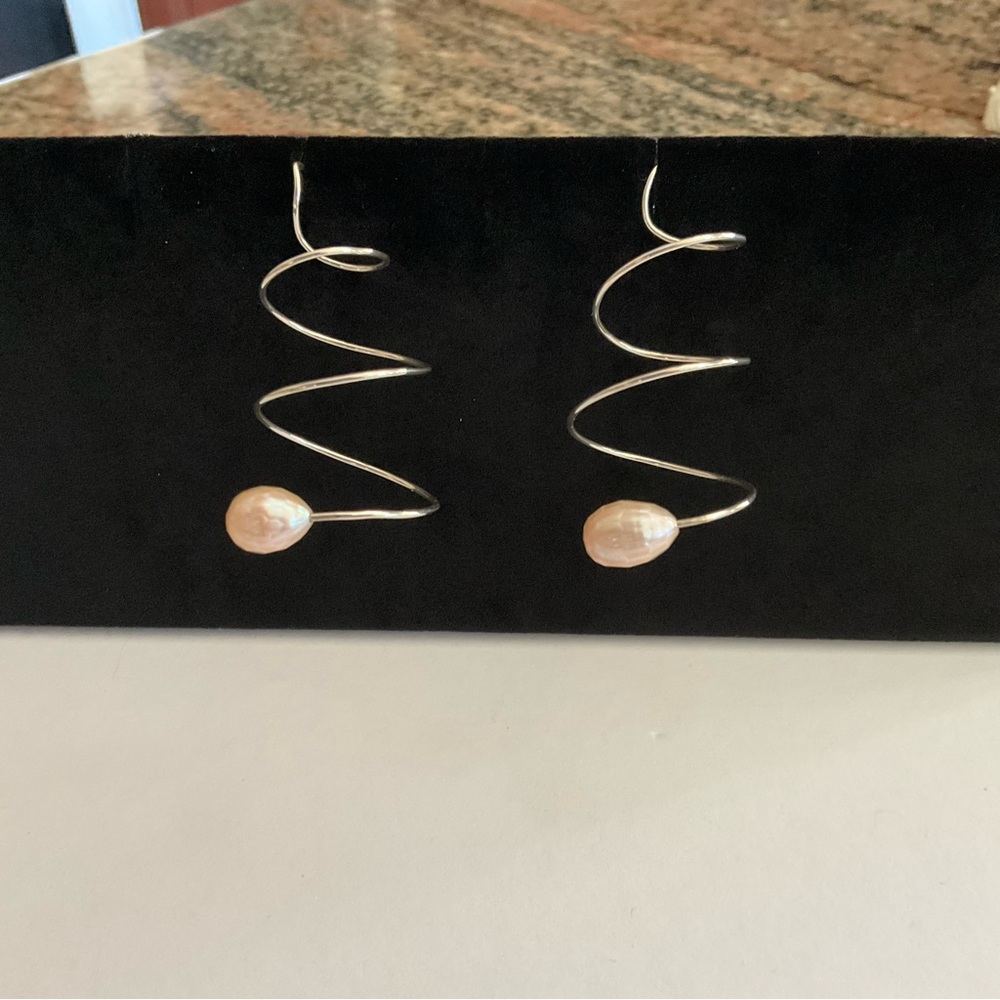 Jola Handmade Argentium and Fresh Water Pearl Spiral Earrings